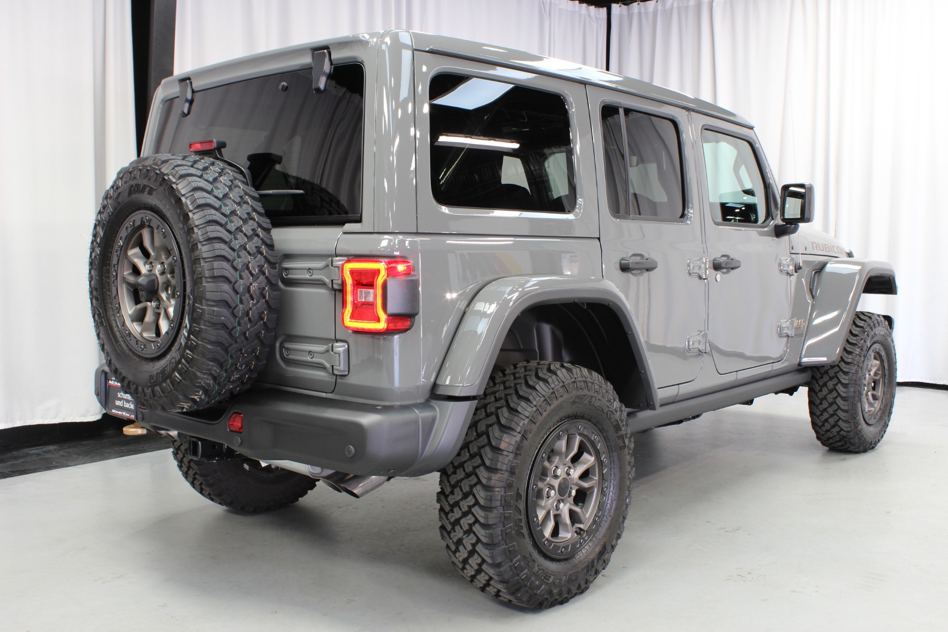 Used 2022 Jeep Wrangler Unlimited Sahara 4X4 Huge MSRP Loaded Leather Advanced  Safety Group LOADED! For Sale (Special Pricing) Chicago Motor Cars Stock  #19240A 