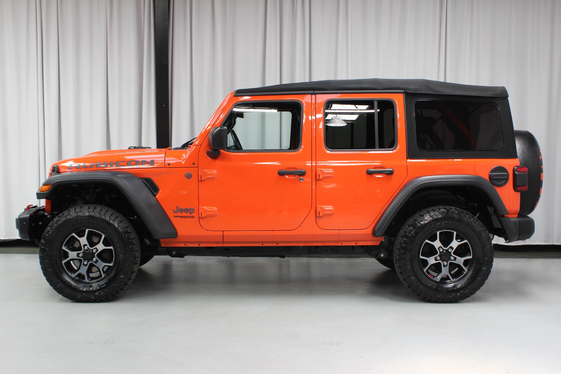 Used 2018 Jeep Wrangler Unlimited Rubicon For Sale (Sold) | Momentum  Motorcars Inc Stock #247773