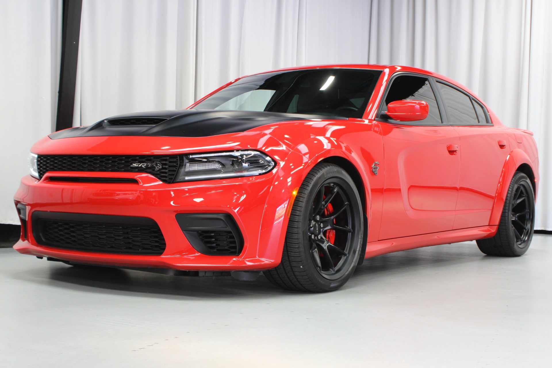 Carrera hellcat red 2021 cheap