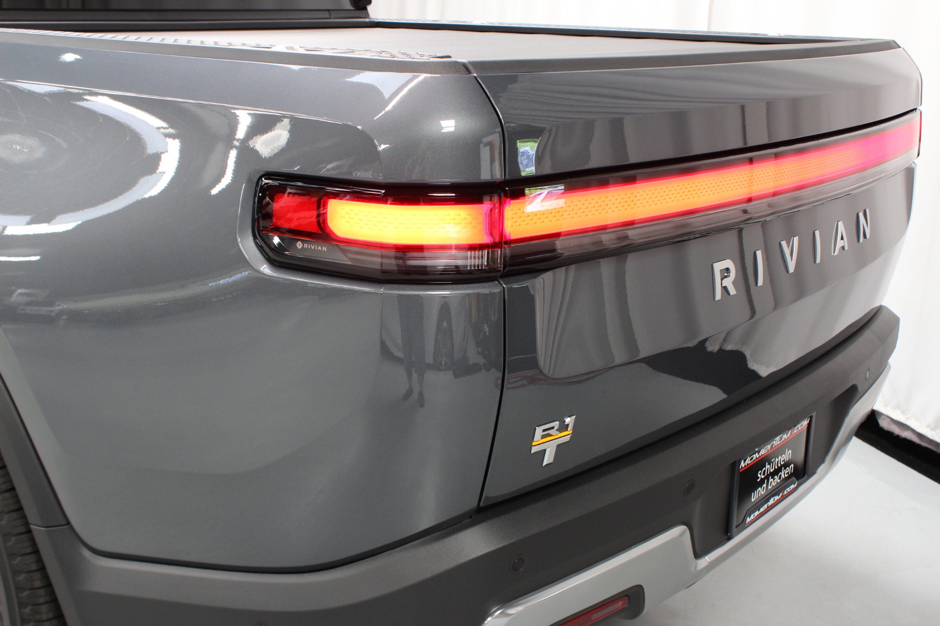Rocker Panel Kit | RIVIAN R1T 2022 Rocker Panel Kit | RIVIAN R1T 2022