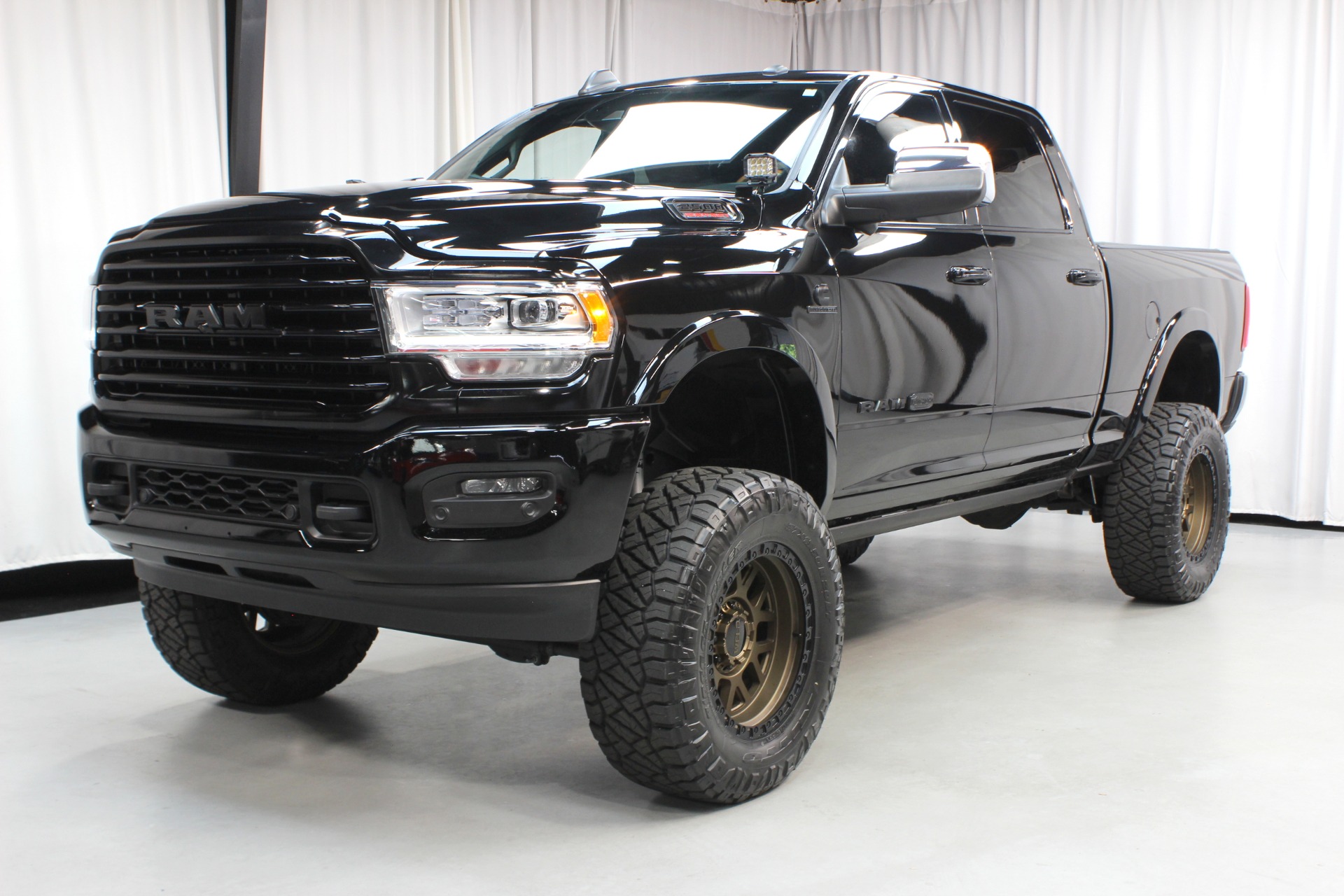 Bumper Kit | RAM 2500 LARAMIE LONGHORN 2020 Bumper Kit | RAM 2500 LARAMIE LONGHORN 2020