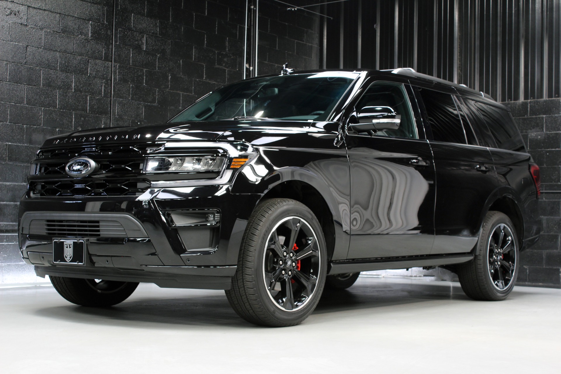 Ford Expedition 2022 Black