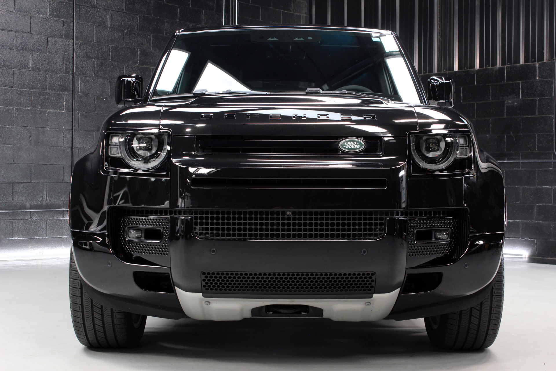 Headlamp Kit | LAND ROVER DEFENDER 110 V8 2023
