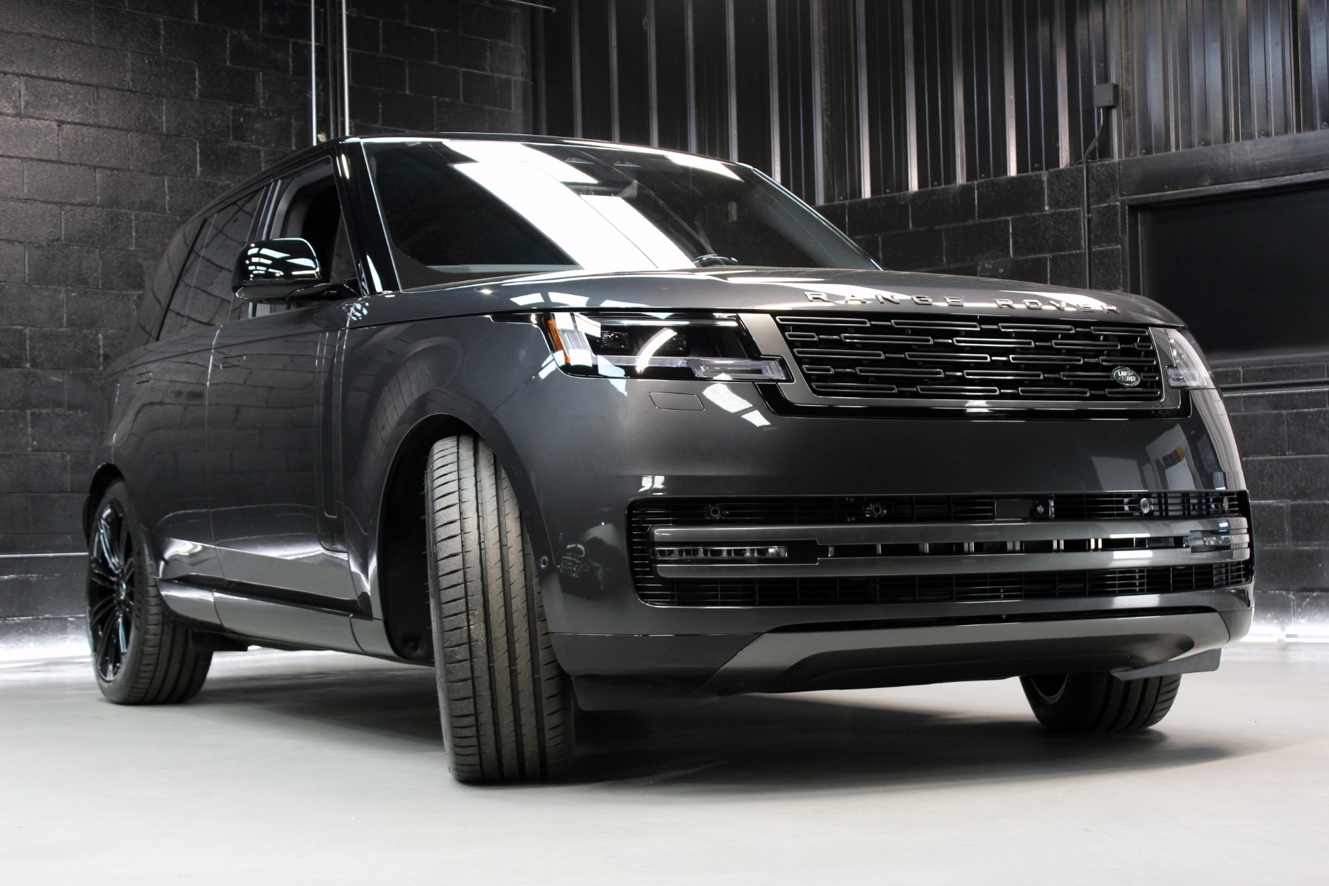 Used 2023 Land Rover Range Rover P400 SE For Sale (Sold