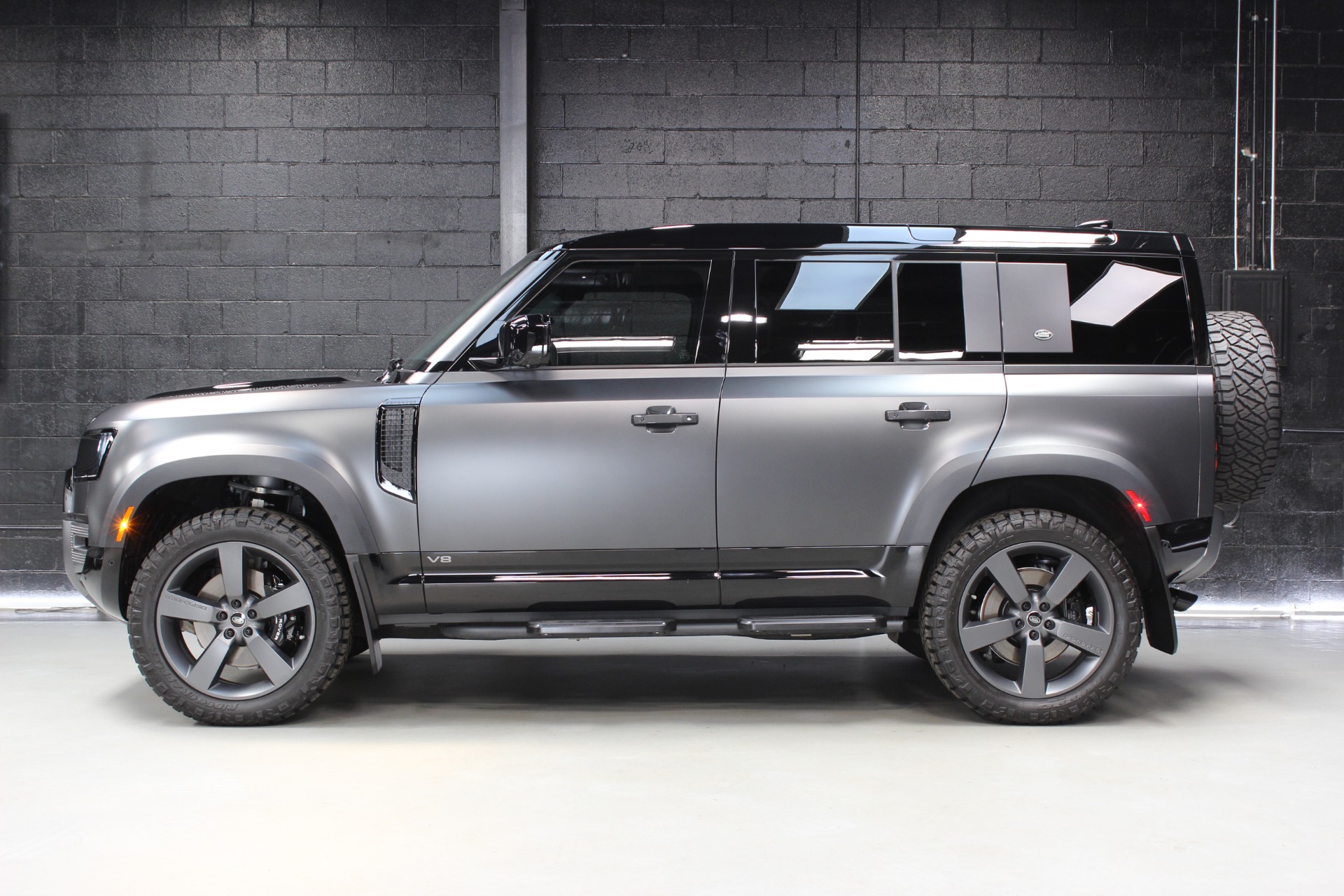 Roof Kit | LAND ROVER DEFENDER 110 V8 CARPATHIAN 2023 Roof Kit | LAND ROVER DEFENDER 110 V8 CARPATHIAN 2023