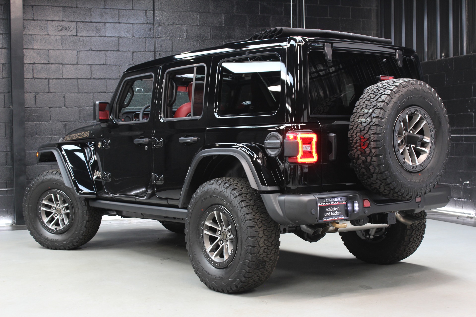 Used 2024 Jeep Wrangler Rubicon 392 Xtreme Recon Package/Skyview Roof For  Sale ($105,800) | Momentum Motorcars Inc Stock #111856