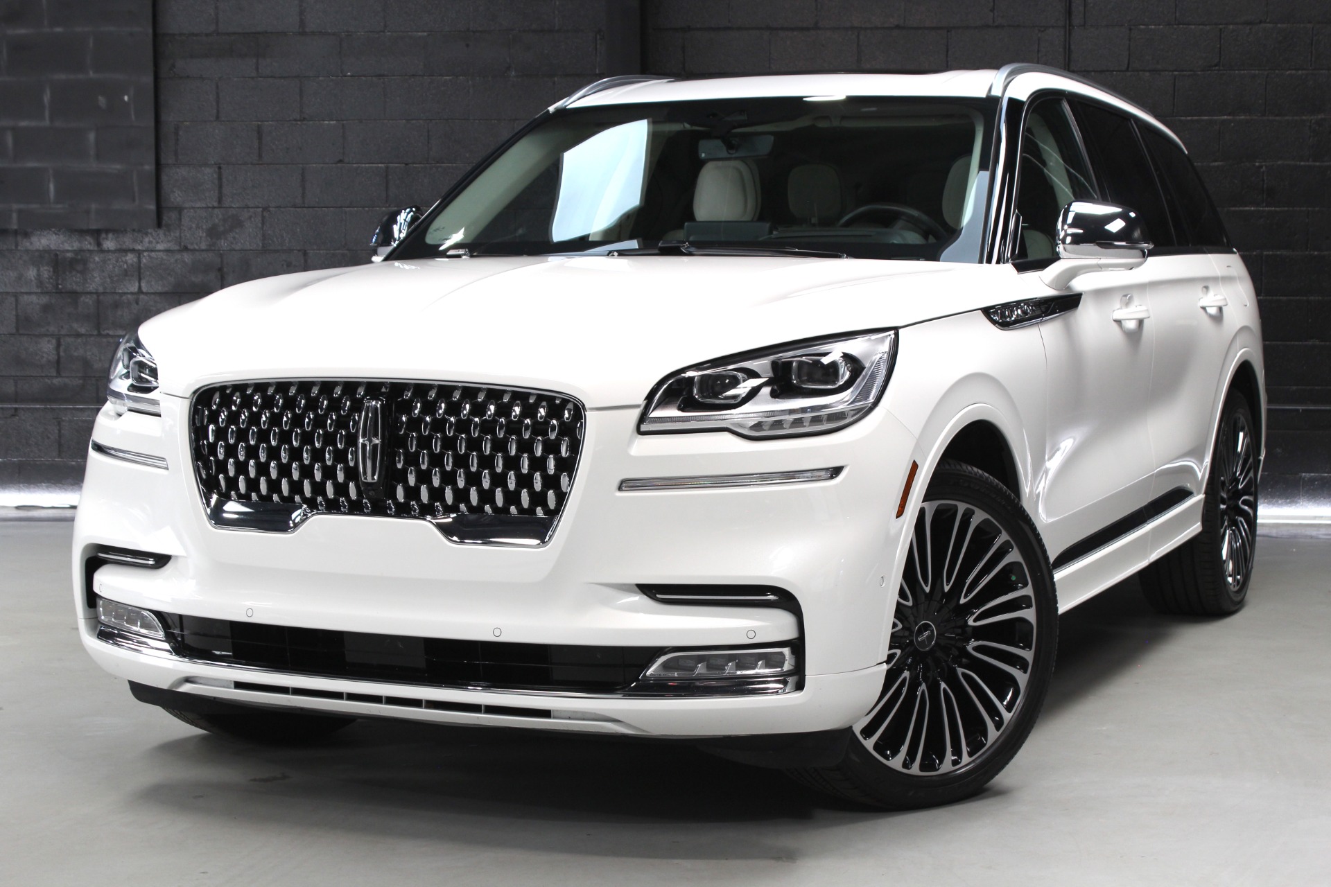 Rocker Panel Kit | LINCOLN AVIATOR GRAND TOURING 2021 Rocker Panel Kit | LINCOLN AVIATOR GRAND TOURING 2021