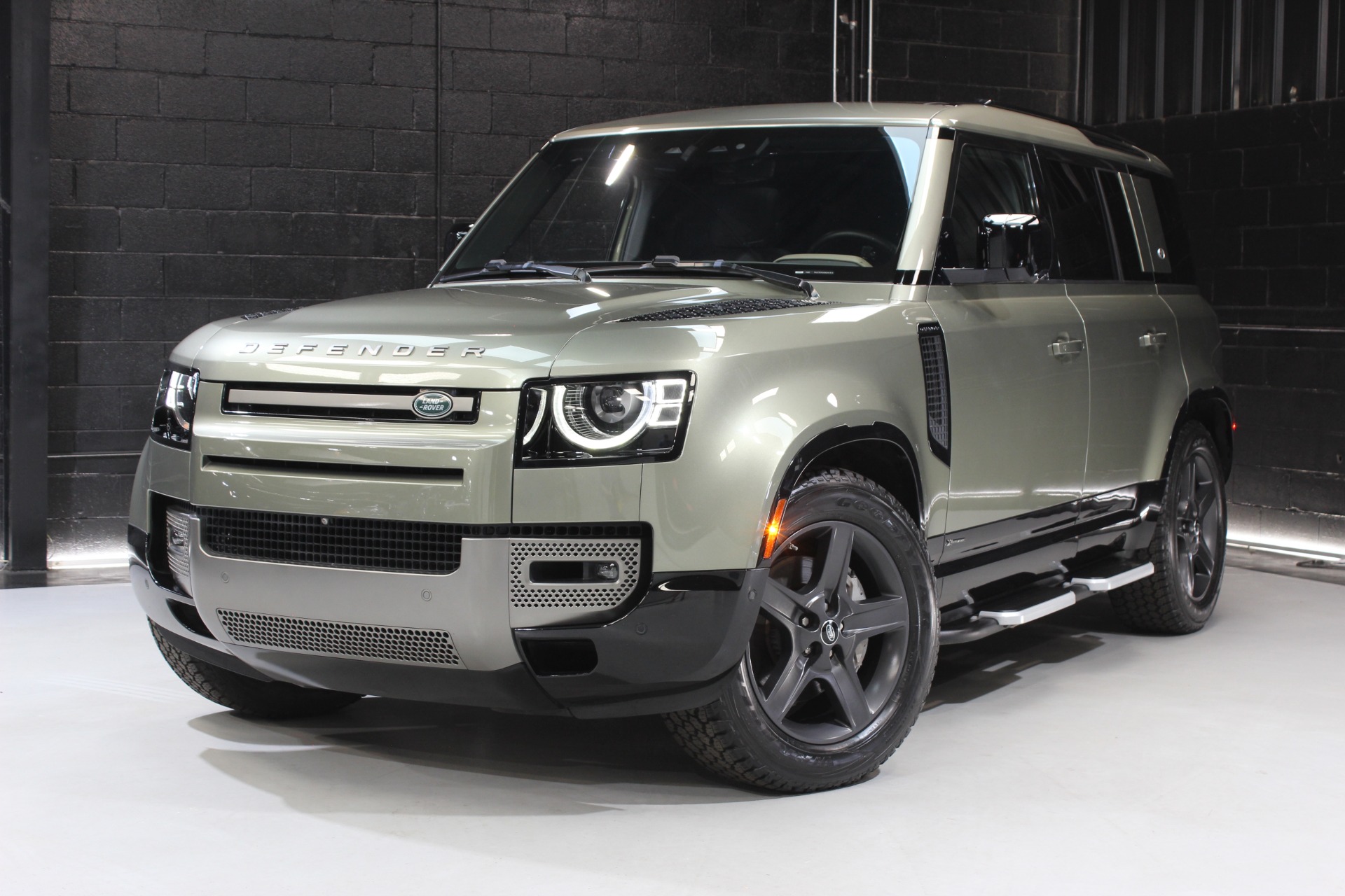 Used 2021 Land Rover Defender 110 X-Dynamic HSE For Sale (Sold