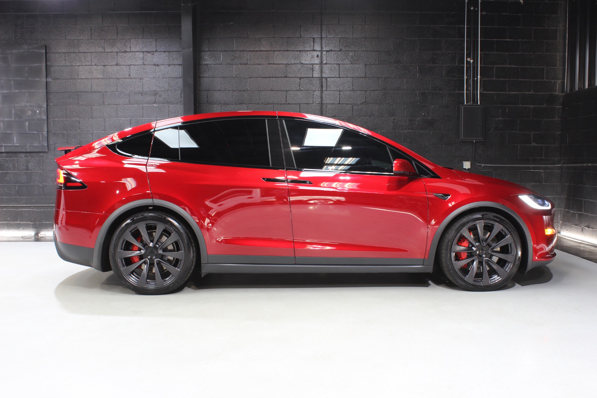国産　2019年製　235/45R18 2本　カムリ　テスラ　マークX GS Used 2023 Tesla Model X Plaid For Sale (Sold) | Momentum