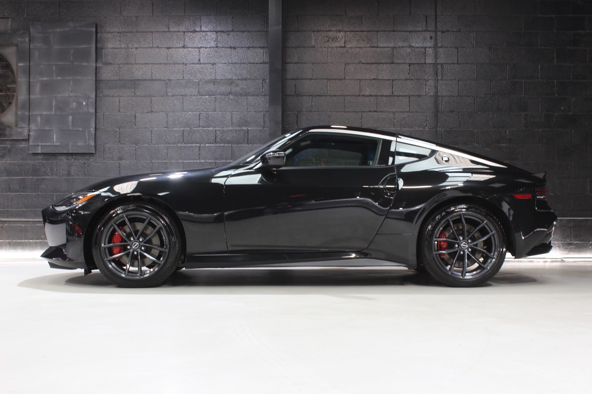 DEATH NYC ZZ50 新品額付き 💥The legend returns. The new Nissan Z 2026 has undergone