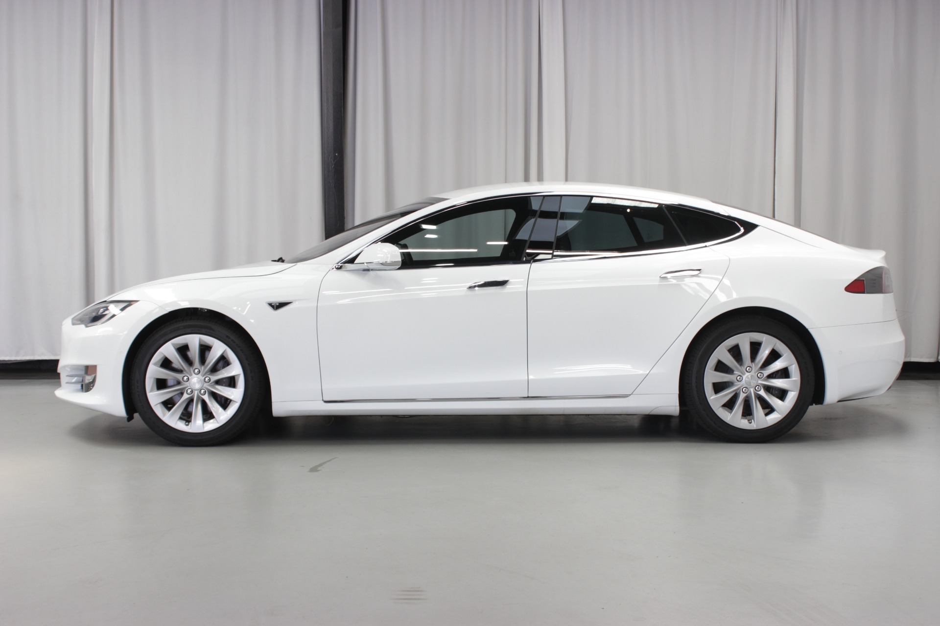 Used 2016 Tesla Model S 60 For Sale Sold Momentum Motorcars
