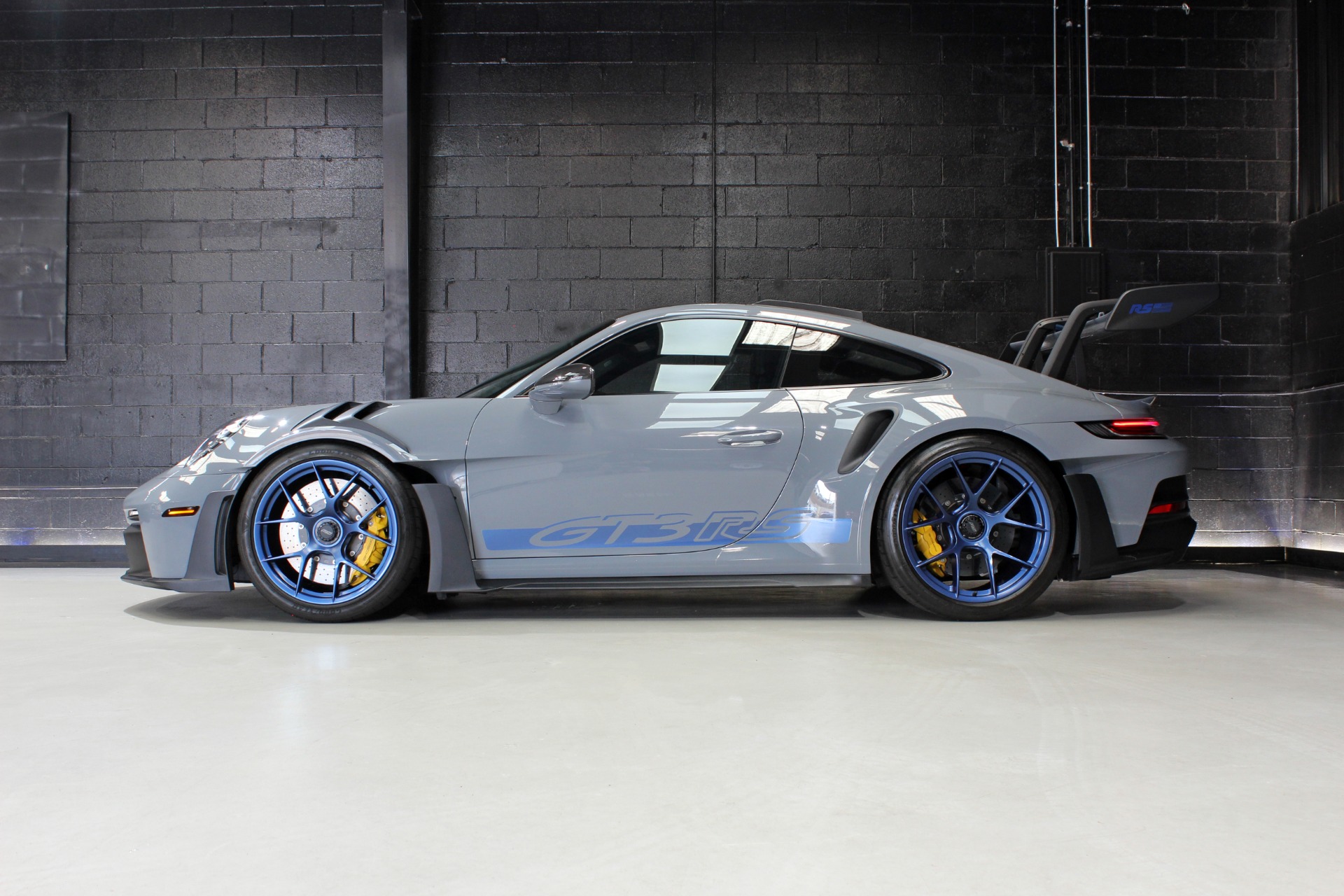 Used 2024 Porsche 911 GT3 RS Weissach Package For Sale (Sold