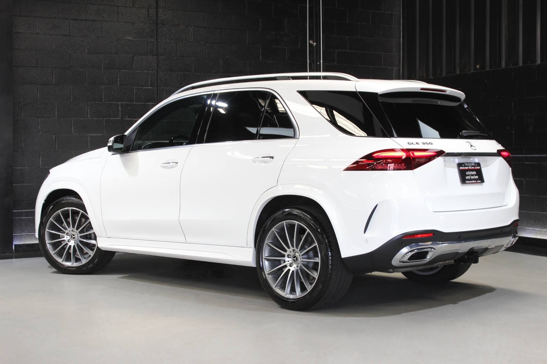 2024 Mercedes Benz GLE 350 4MATIC AMG photo 3