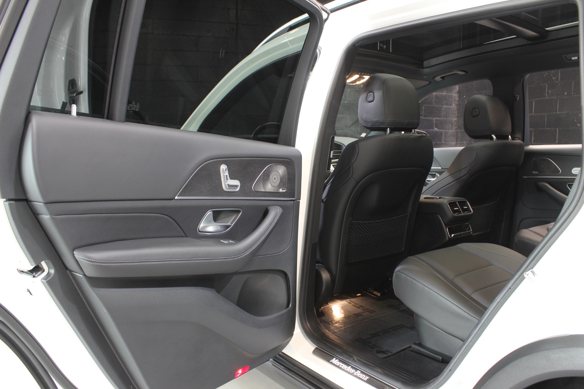 2023 Mercedes-Benz GLS GLS450 - Photo 35