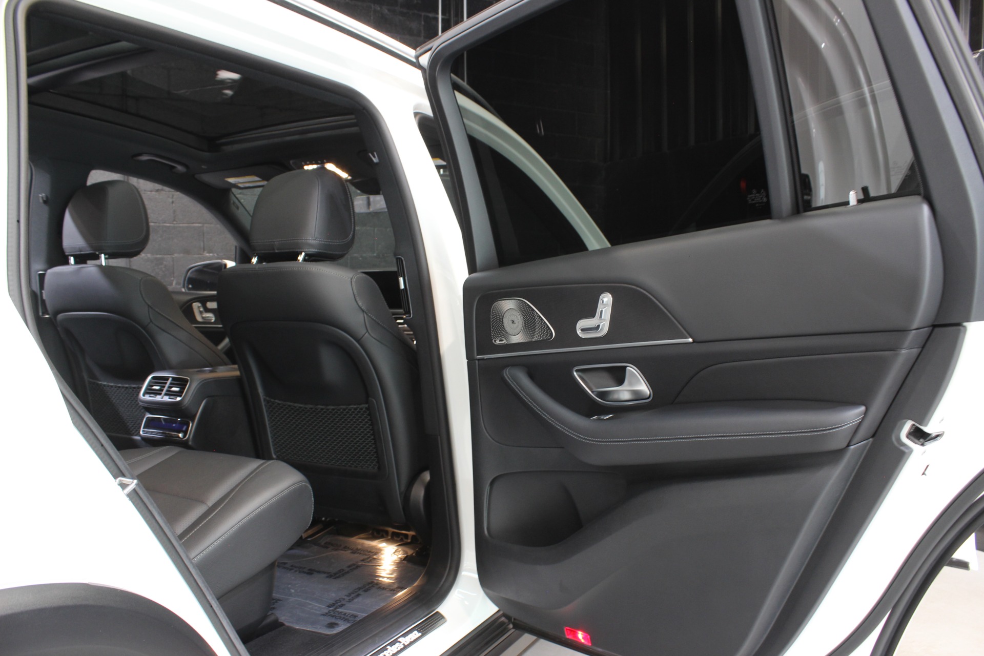 2023 Mercedes-Benz GLS GLS450 - Photo 46