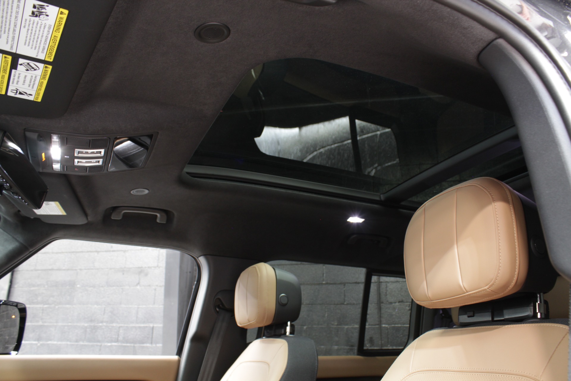 2025 Land Rover Defender V8 - Photo 25