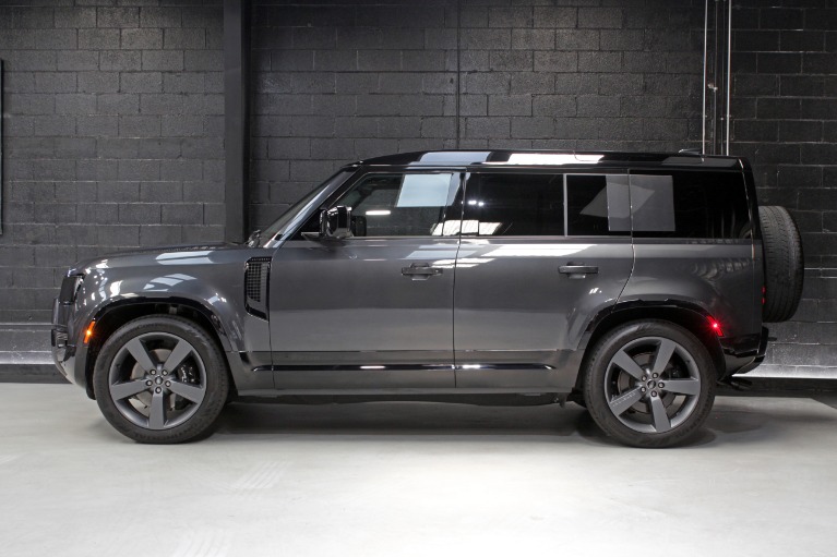 2025 Land Rover Defender V8 - Photo 81