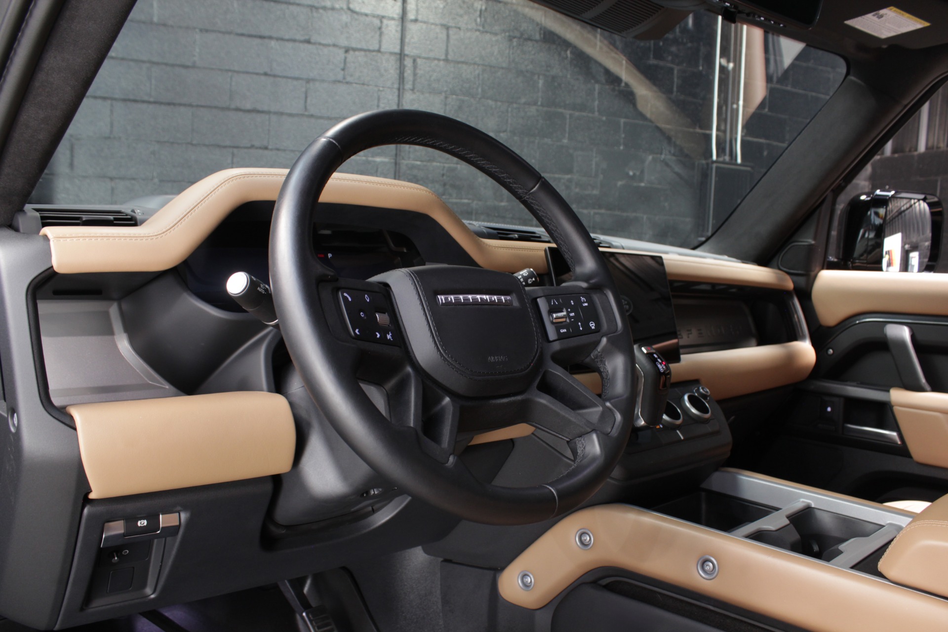 2025 Land Rover Defender V8 - Photo 31
