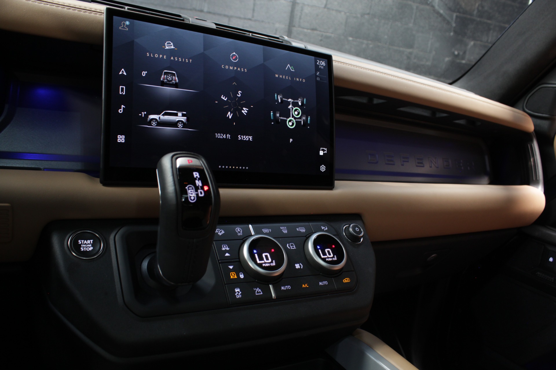 2025 Land Rover Defender V8 - Photo 59
