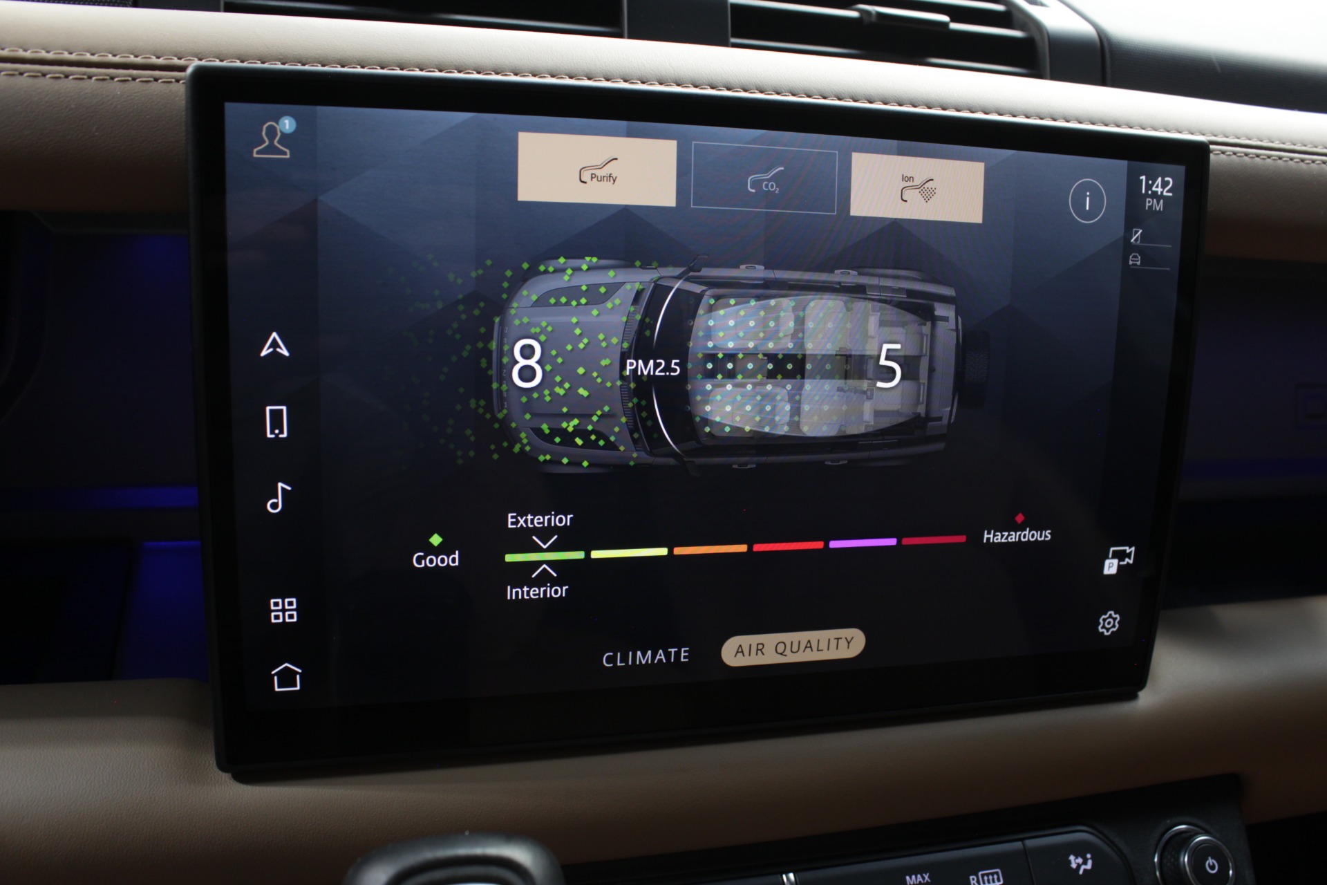 2025 Land Rover Defender V8 - Photo 70
