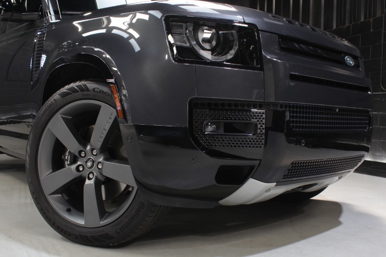 2025 Land Rover Defender V8 - Photo 87