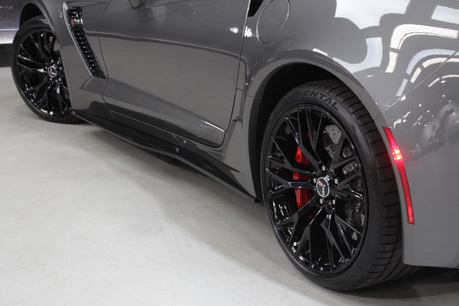 2015 Chevrolet Corvette Z06 - Photo 22