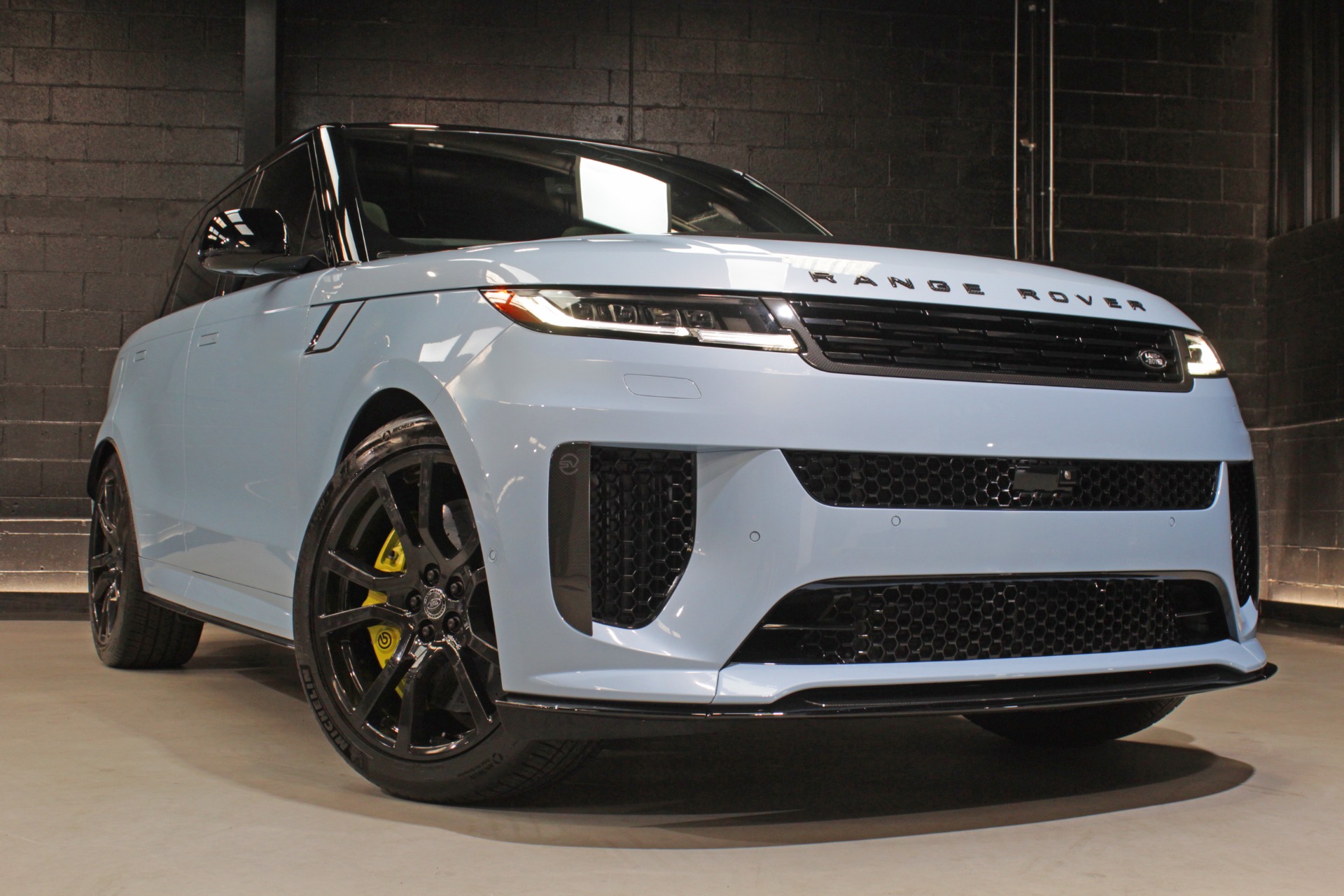 Used 2025 Land Rover Range Rover Sport P635 SV Celestial