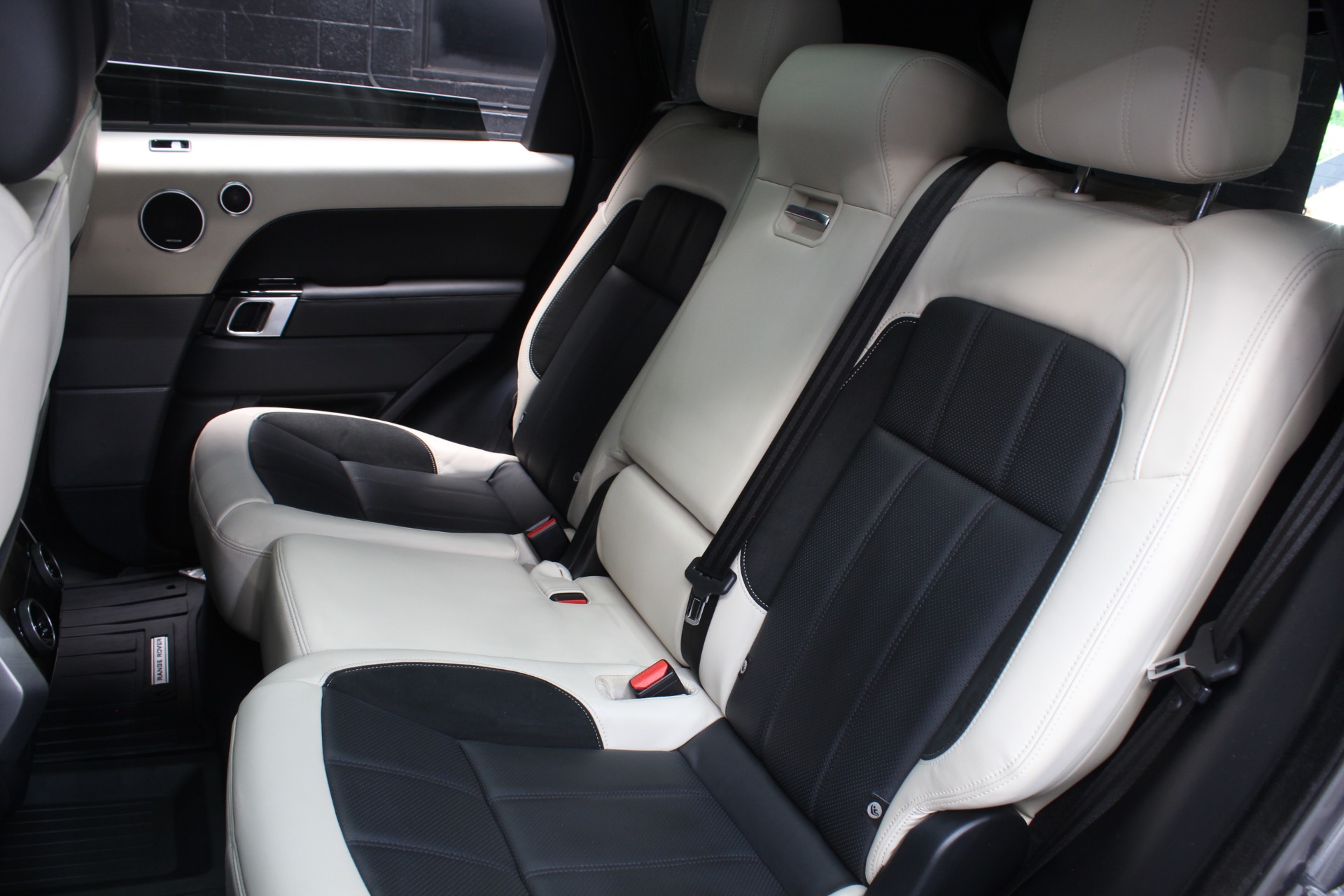 2022 Land Rover Range Rover Sport HST - Photo 35