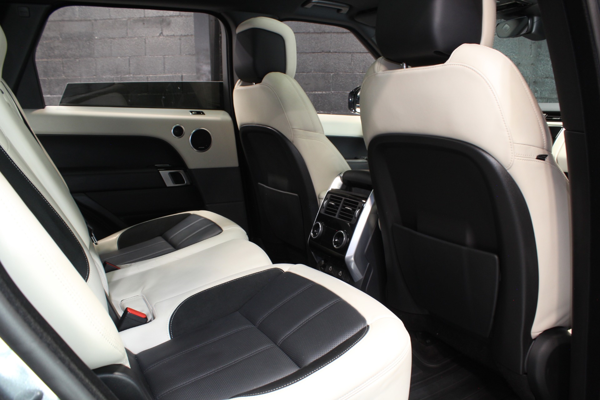 2022 Land Rover Range Rover Sport HST - Photo 40
