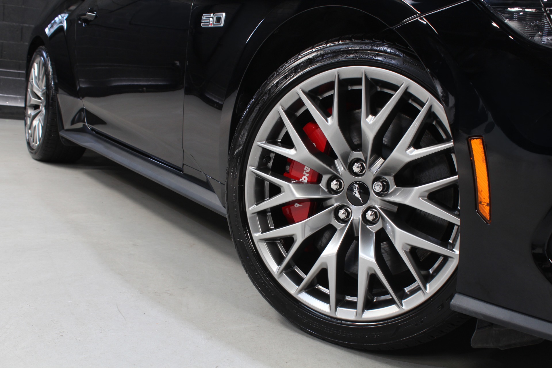 2025 Ford Mustang GT Premium - Photo 22