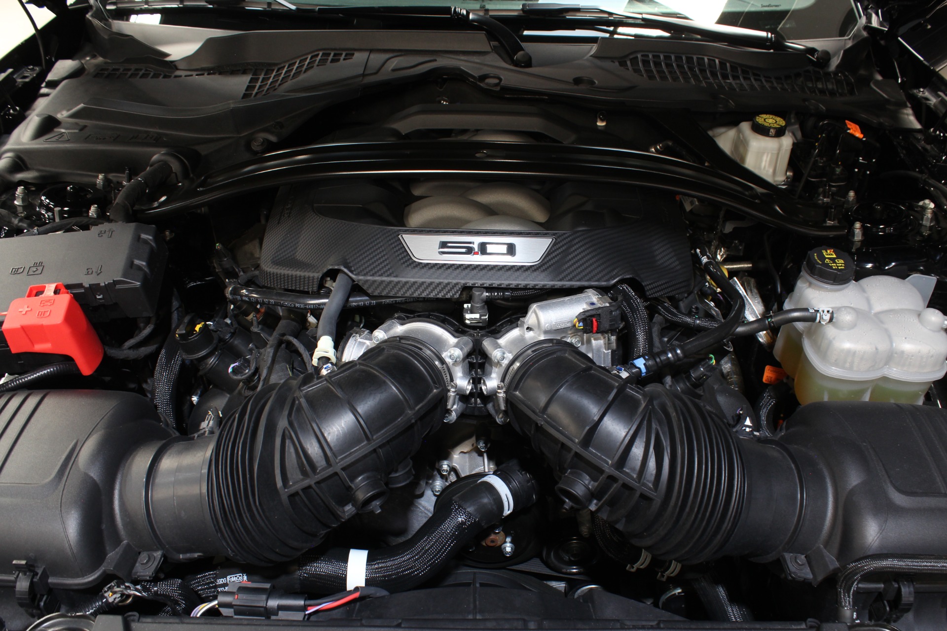 2025 Ford Mustang GT Premium - Photo 28