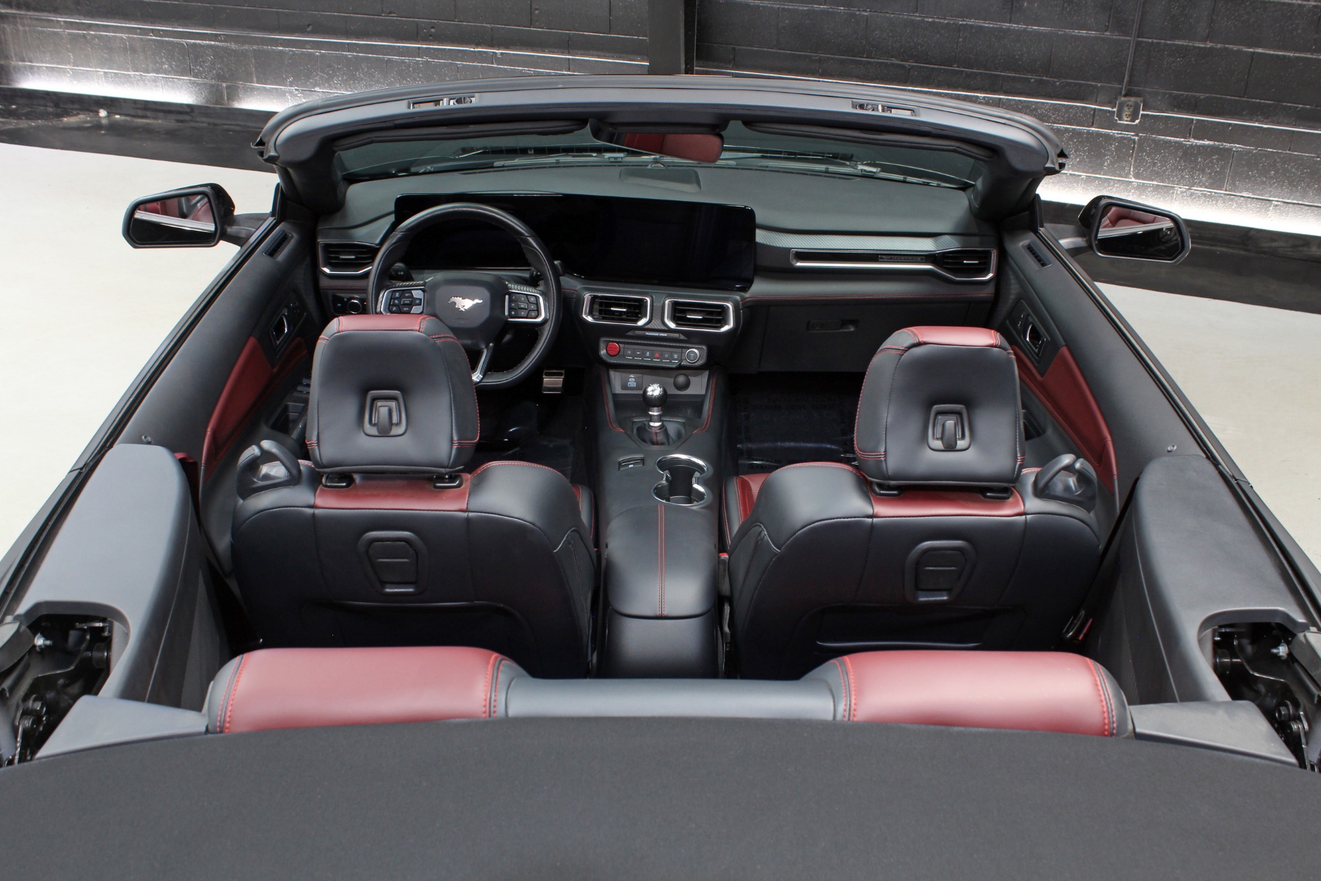 2025 Ford Mustang GT Premium - Photo 31