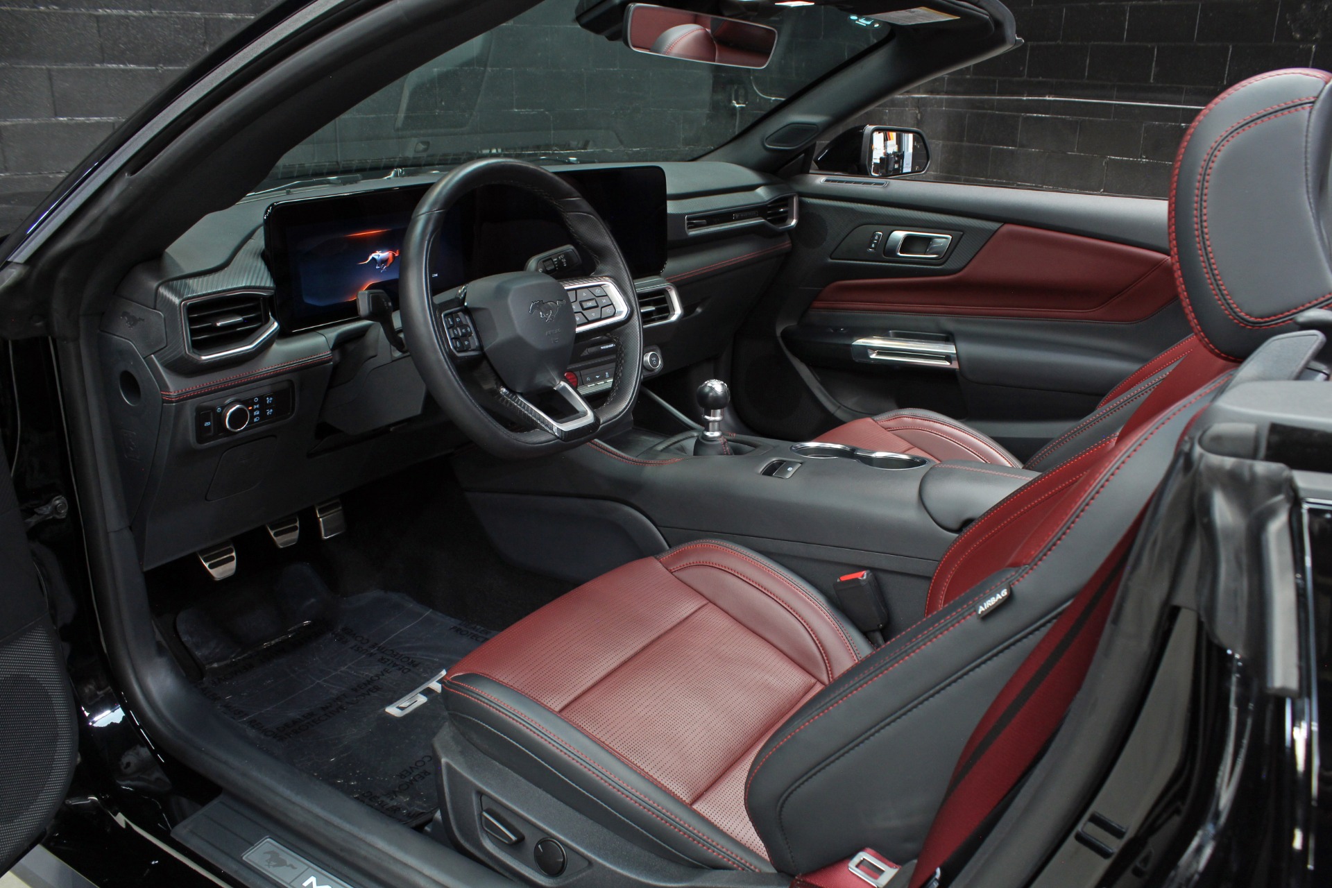 2025 Ford Mustang GT Premium - Photo 33