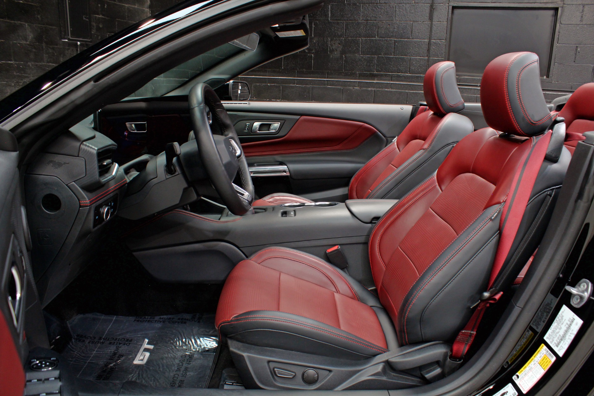 2025 Ford Mustang GT Premium - Photo 36