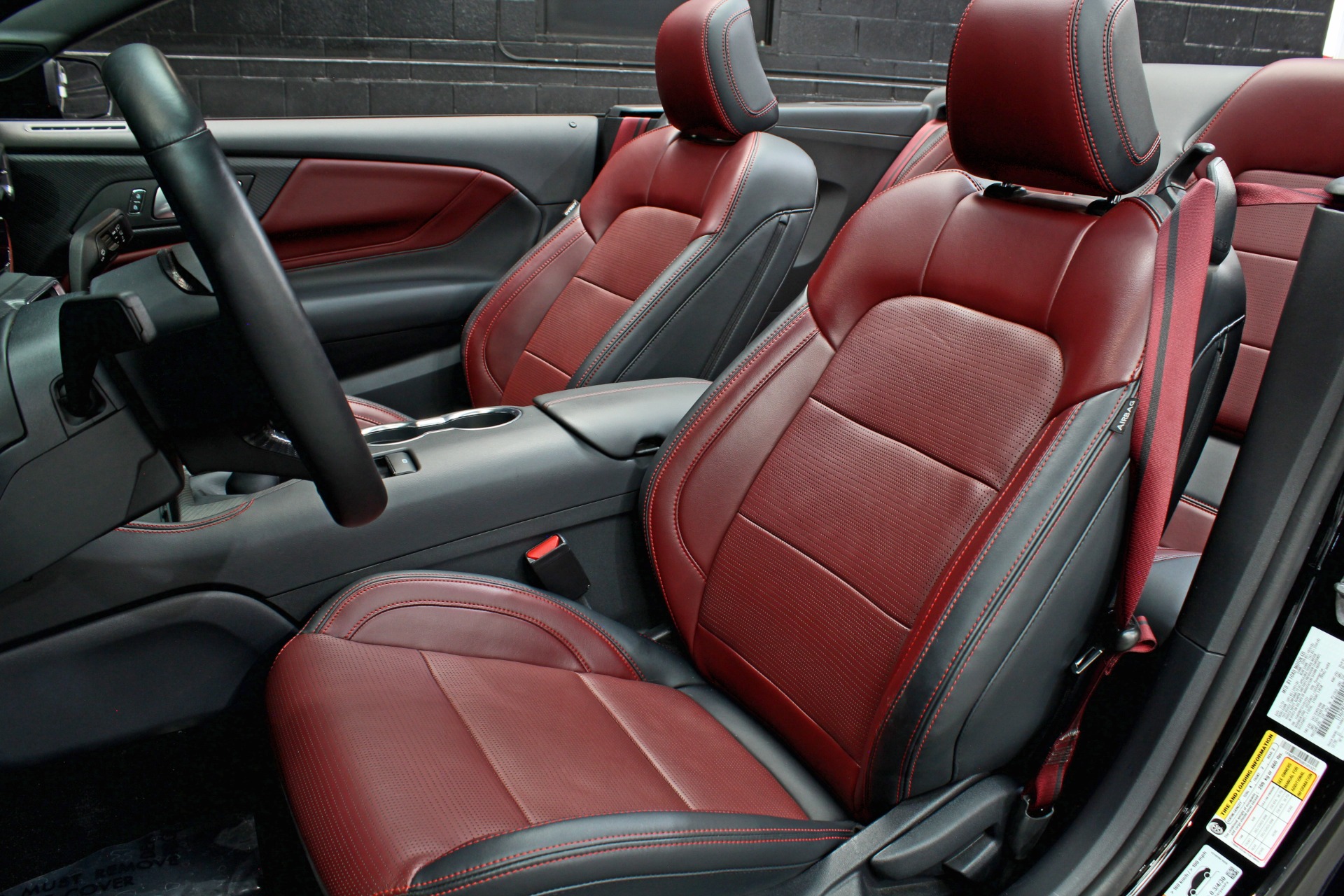 2025 Ford Mustang GT Premium - Photo 39