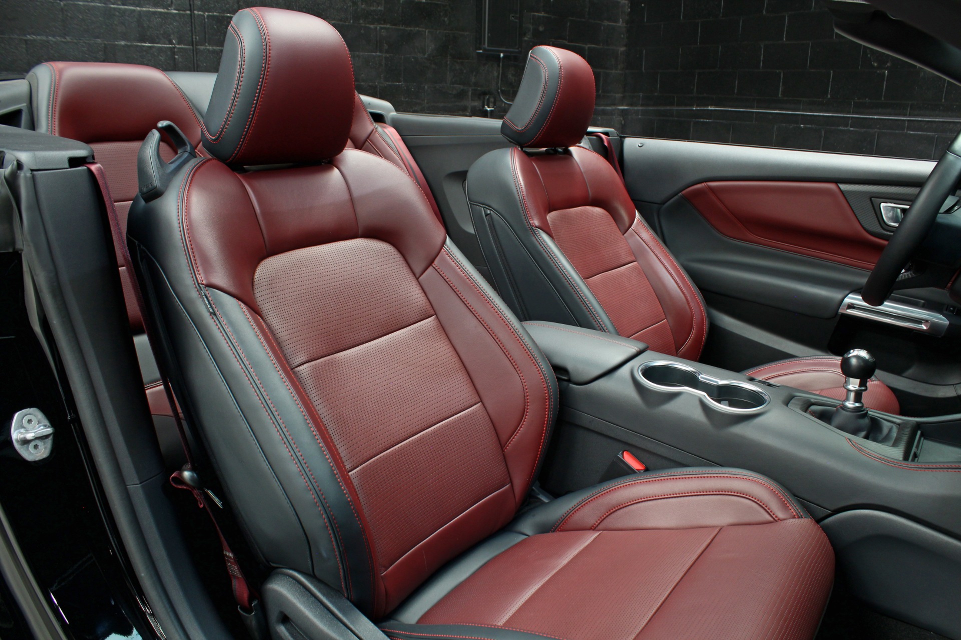 2025 Ford Mustang GT Premium - Photo 43