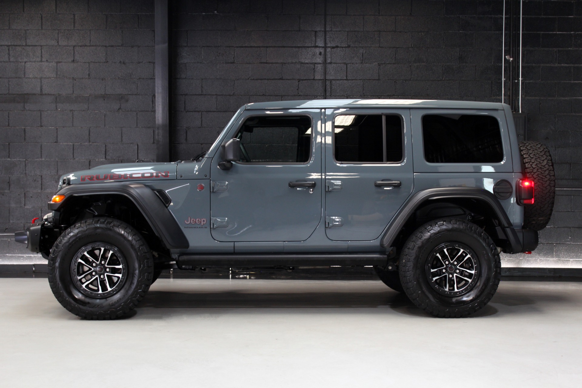 Used 2025 Jeep Wrangler Rubicon Xtreme Package Sky One-Touch Power