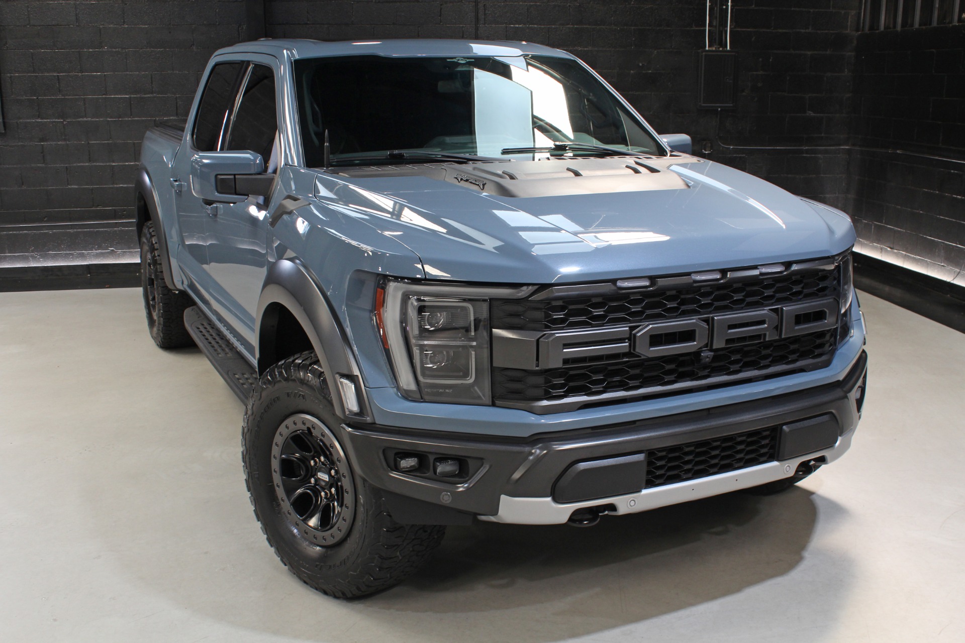 2023 Ford F-150 Raptor - Photo 10