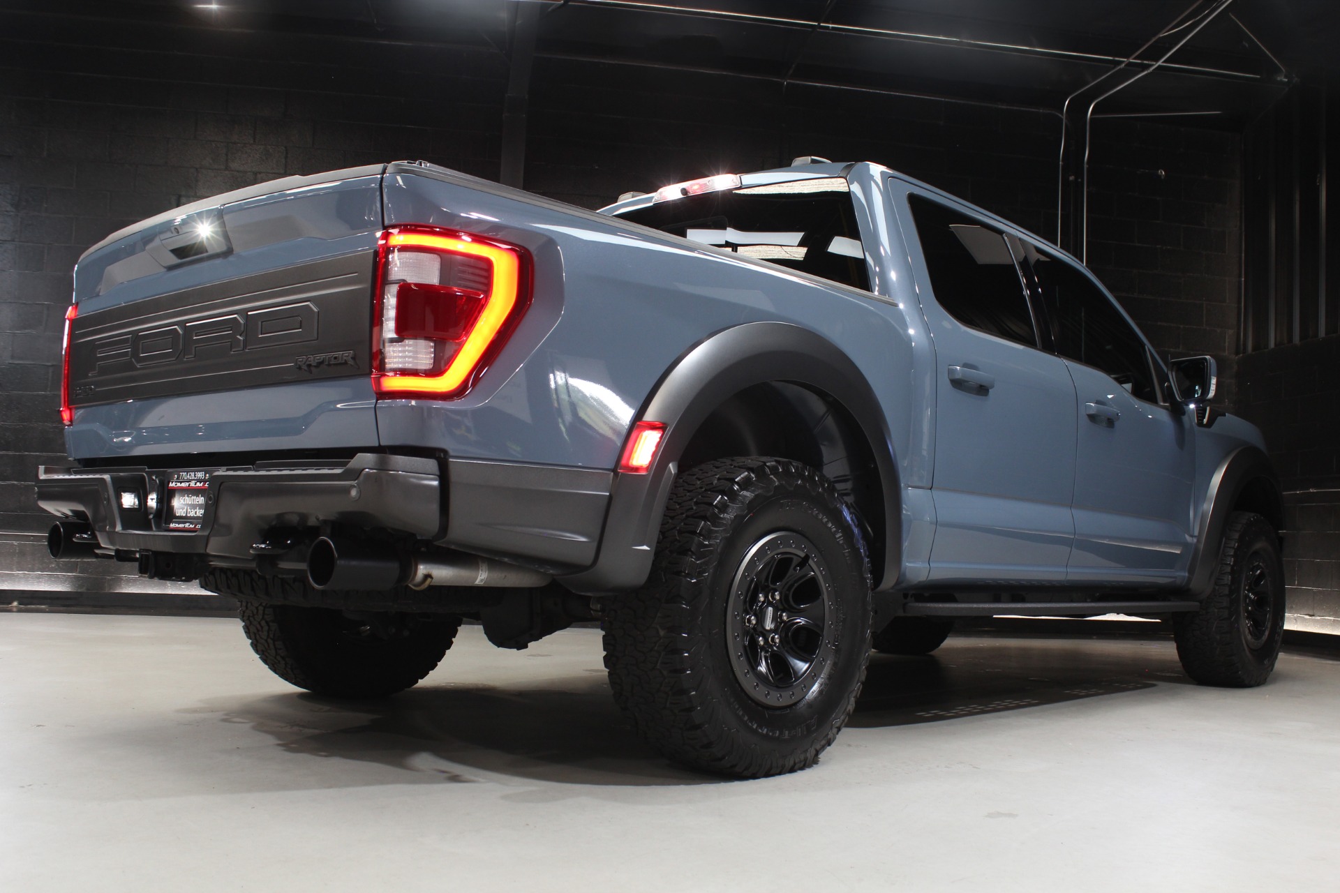 2023 Ford F-150 Raptor - Photo 20