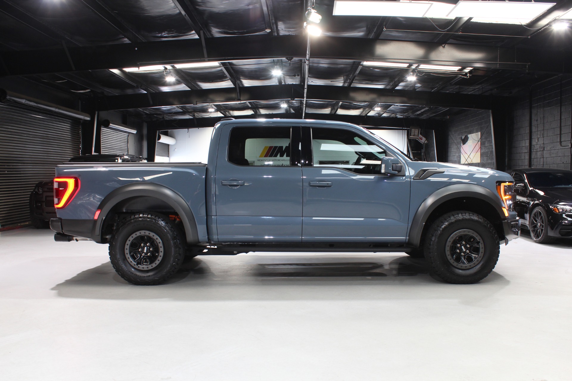2023 Ford F-150 Raptor - Photo 22