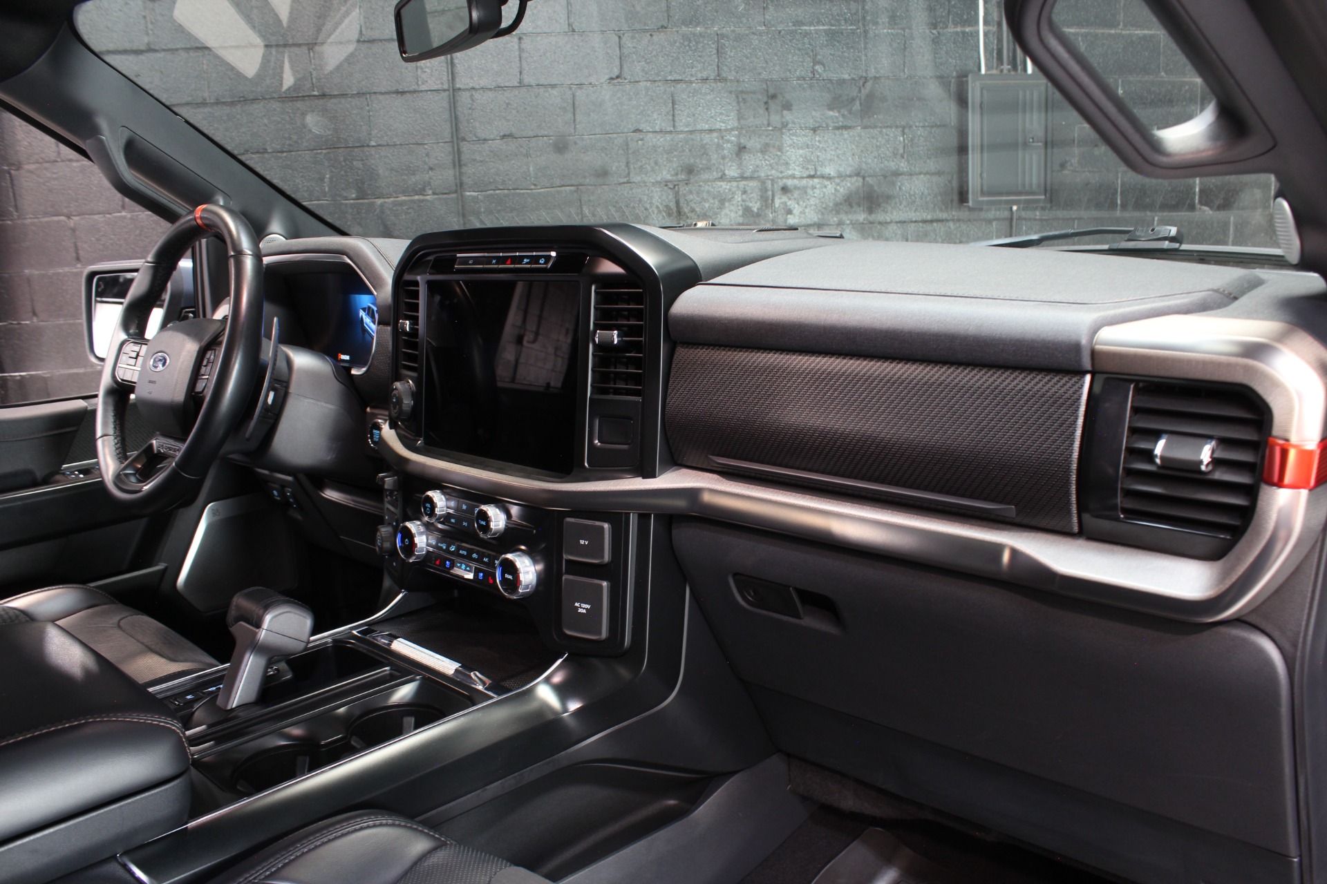 2023 Ford F-150 Raptor - Photo 62