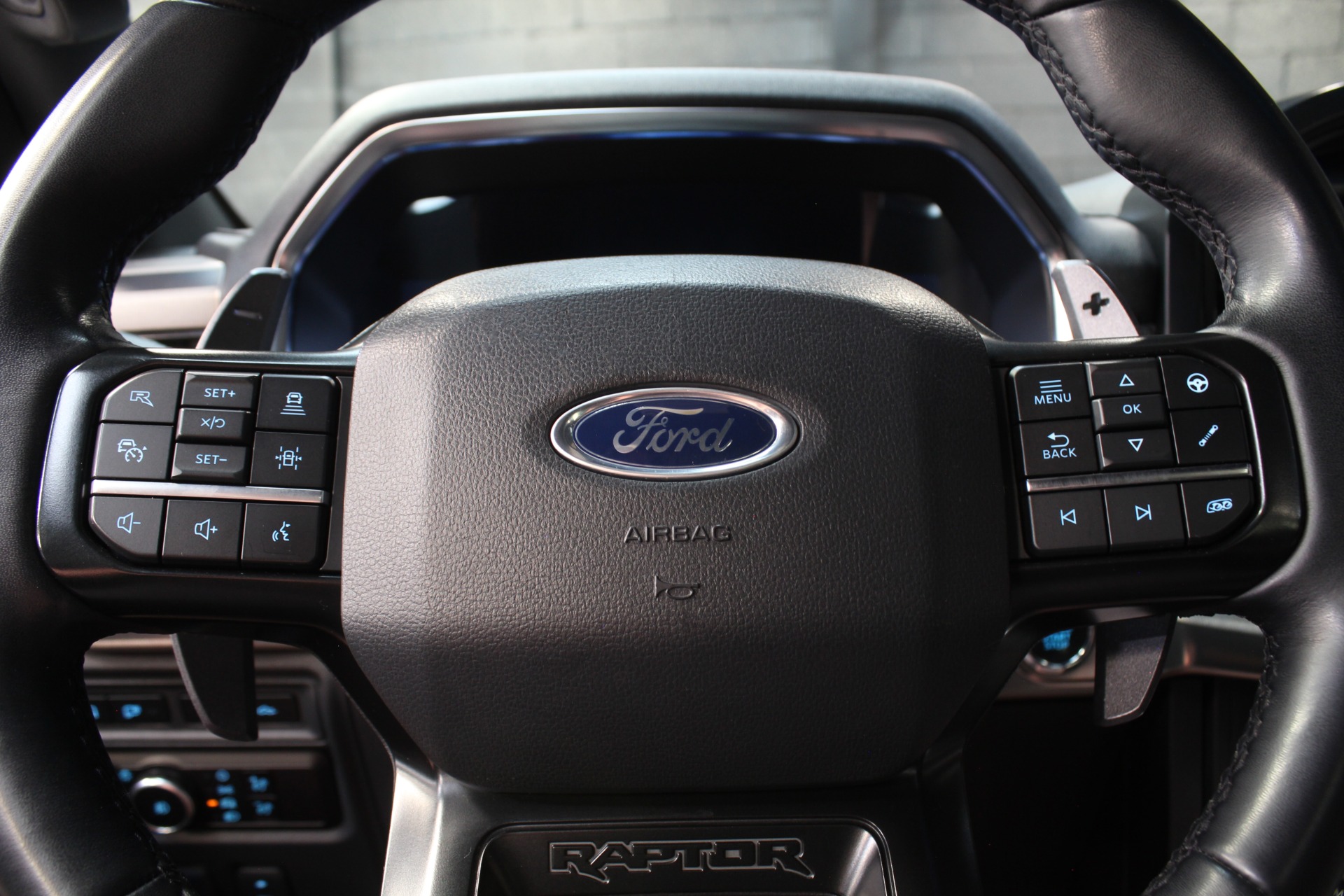 2023 Ford F-150 Raptor - Photo 64