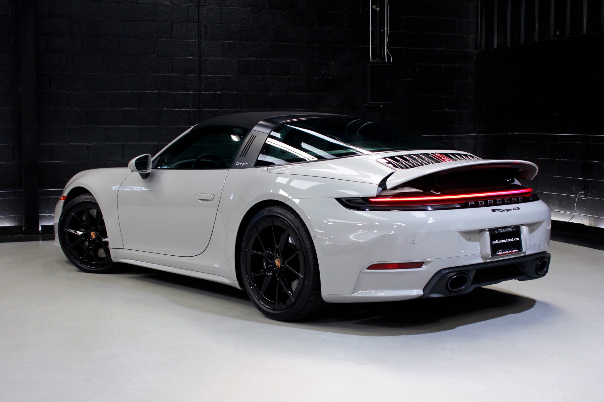 2026 Porsche 911 S - Photo 20