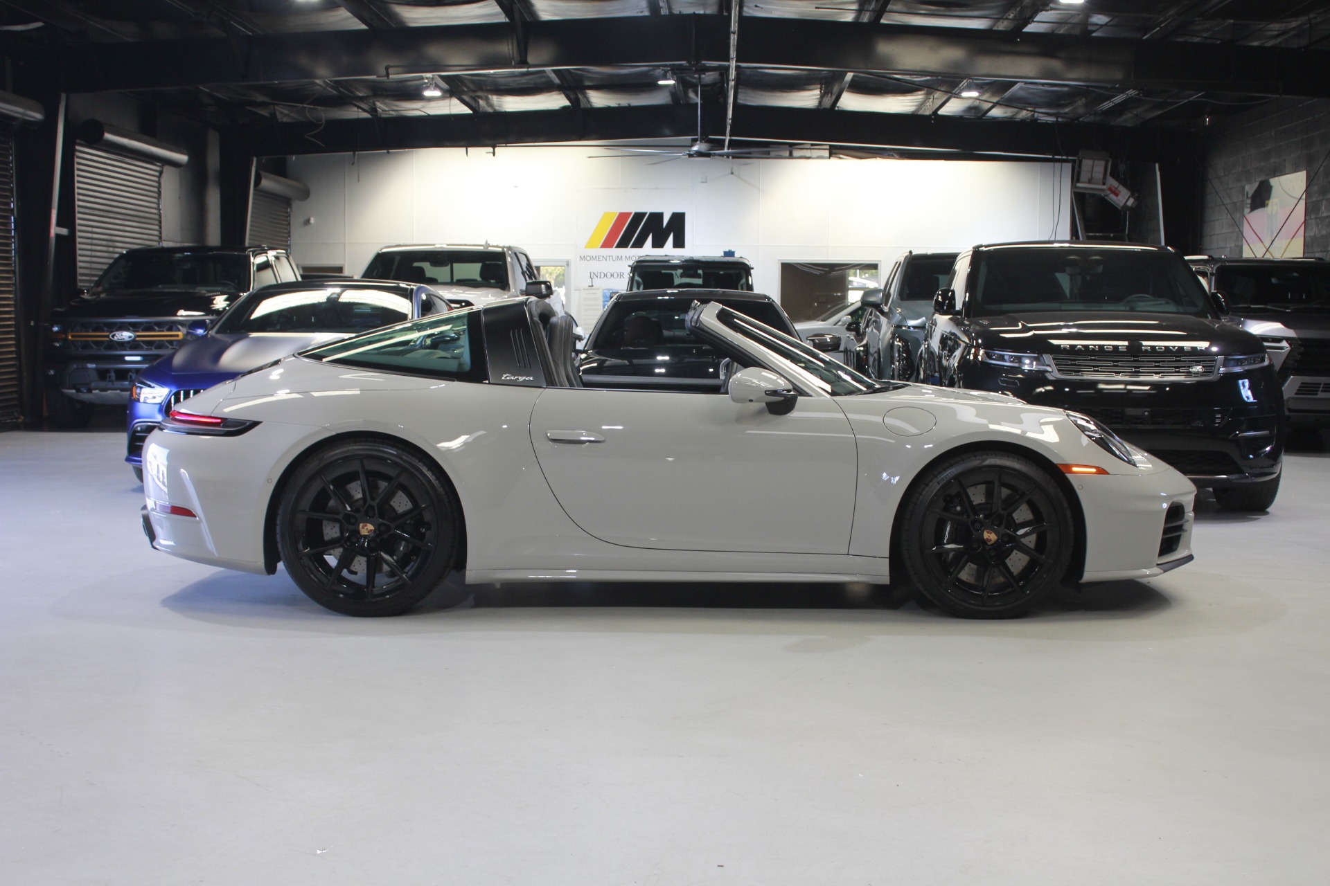 2026 Porsche 911 S - Photo 34