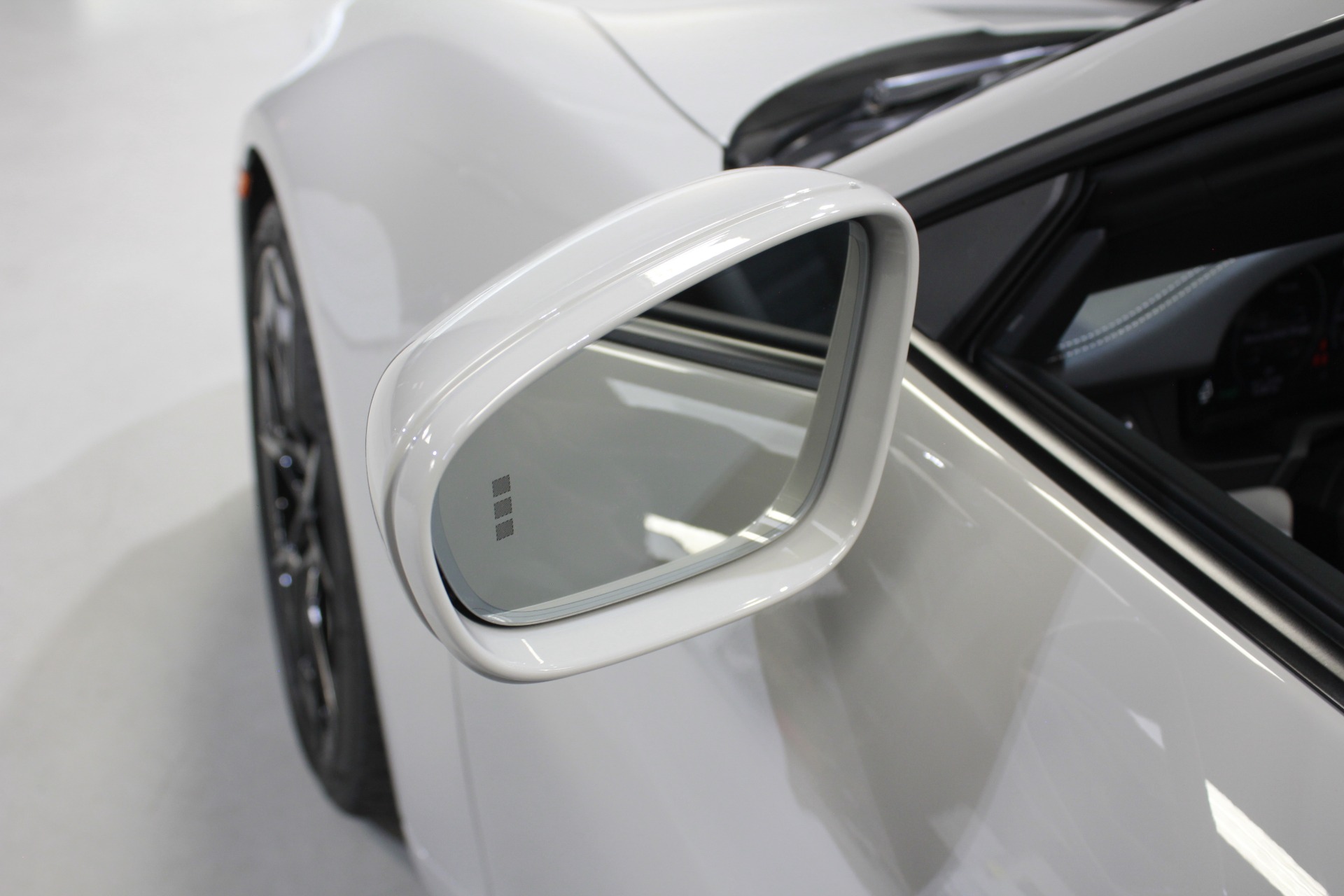 2026 Porsche 911 S - Photo 42