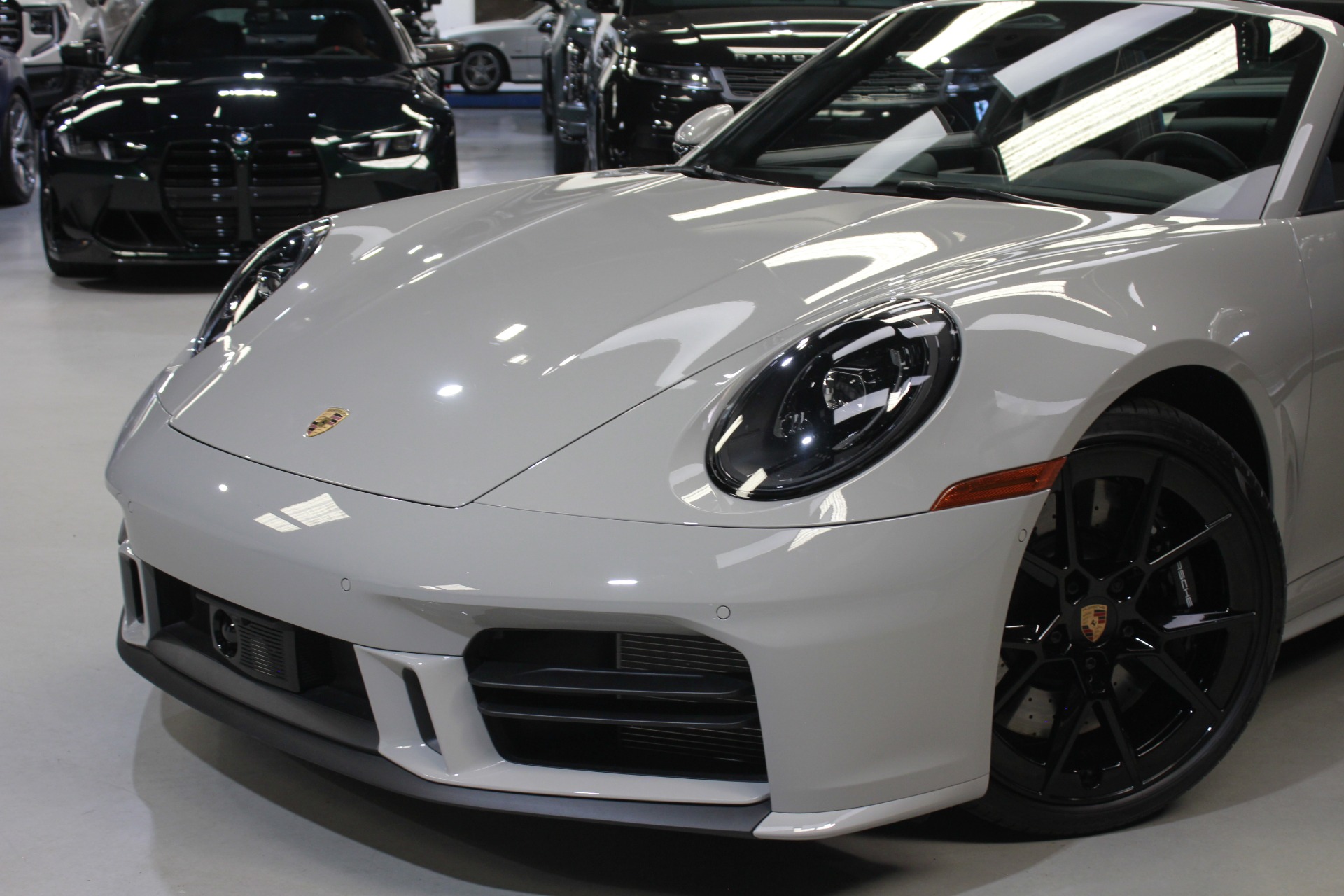 2026 Porsche 911 S - Photo 6
