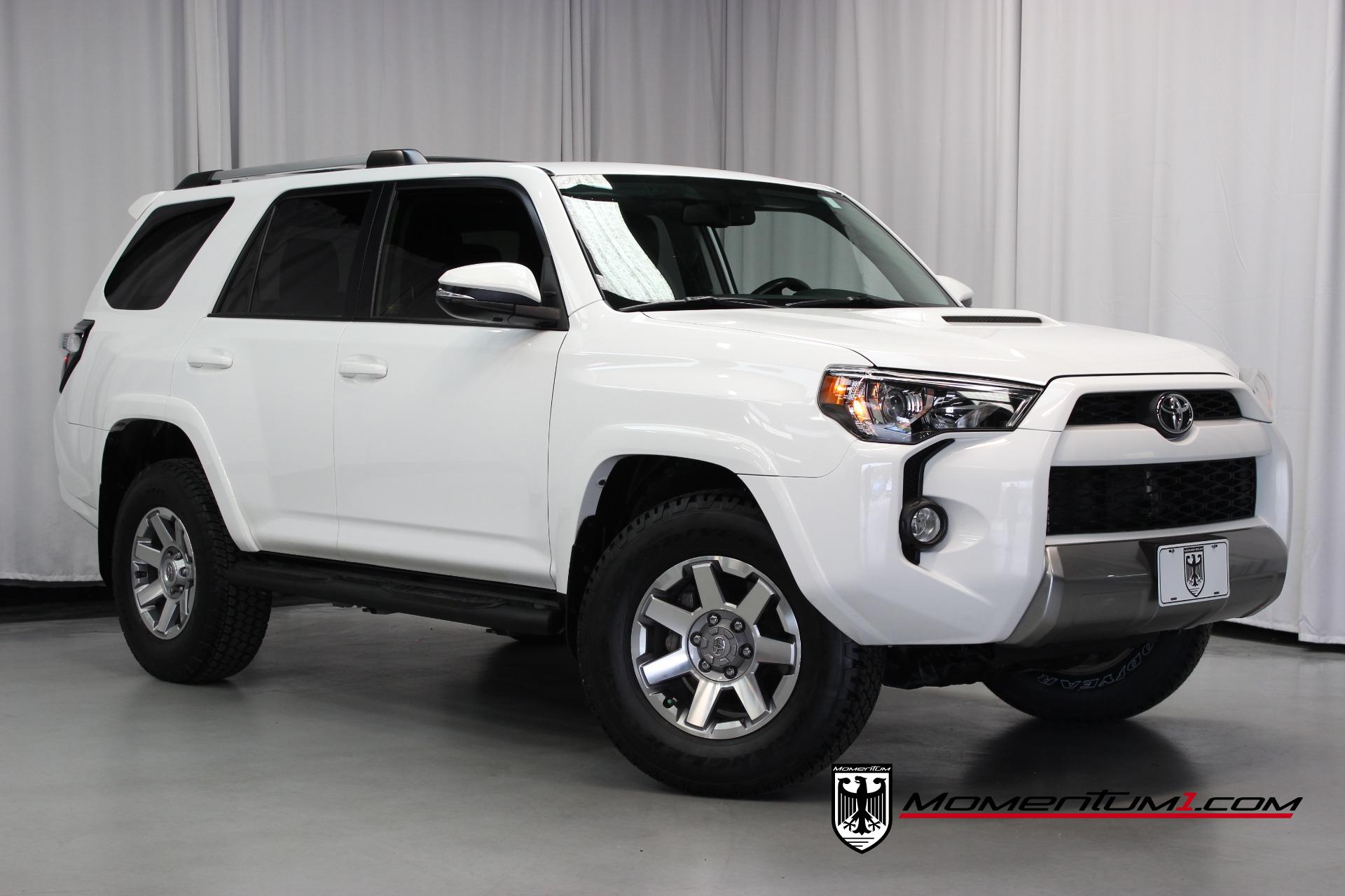 Toyota 4Runner Trail Premium 2016: Legenda Jalan Raya dan Medan Off-Road yang Tak Lekang Oleh Waktu
